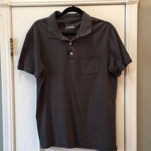 Men’s Gap Polo with pocket
